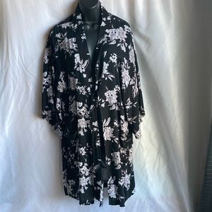Spiritual Gangster Maya Floral Tie Front Kimono Wrap OS